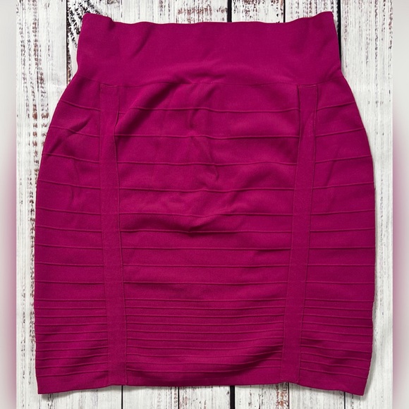 lot Of 2 Rock & Republic Stretch Bandage Pencil Mini Skirt size L - Picture 5 of 7